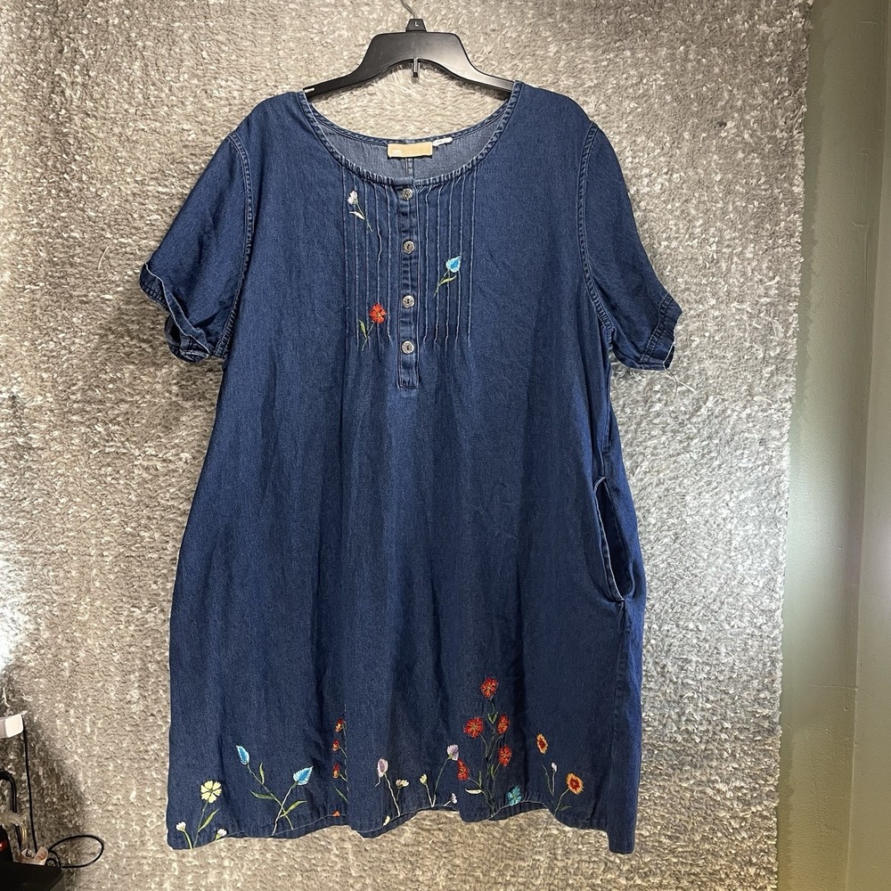 La Cera Floral Shift Dress Plus 2X Pockets Lightweight Casual Embroidered